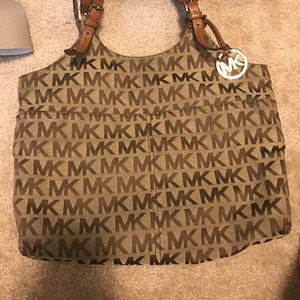 MK Tote